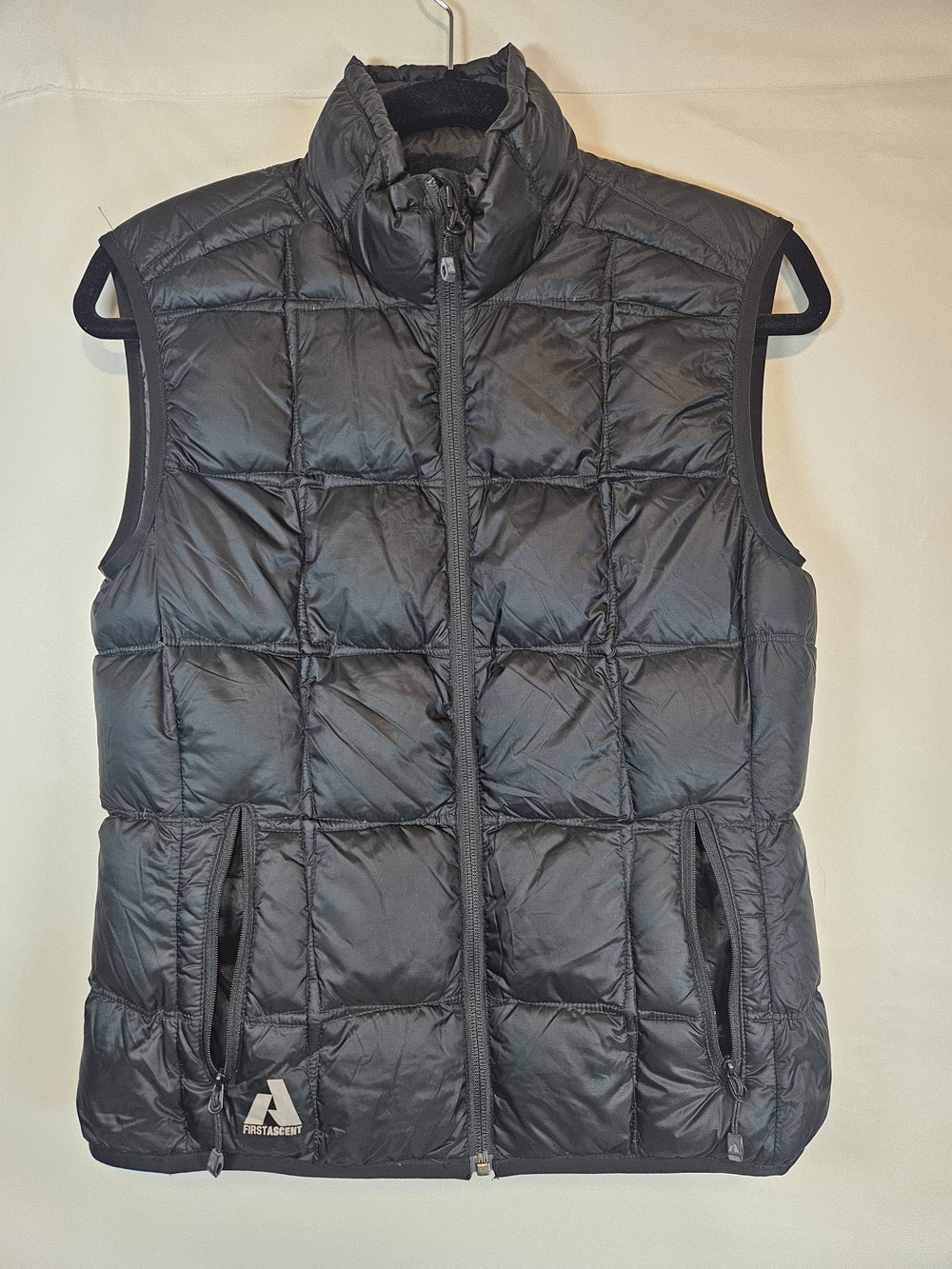 Eddie Bauer EB800 Goose Down Black Quilted Puffer Vest